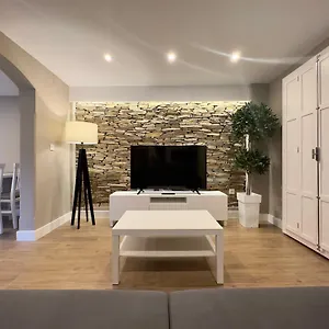 https://apartamentos-anaya12-en-pleno-centro-de.es-andalucia.com